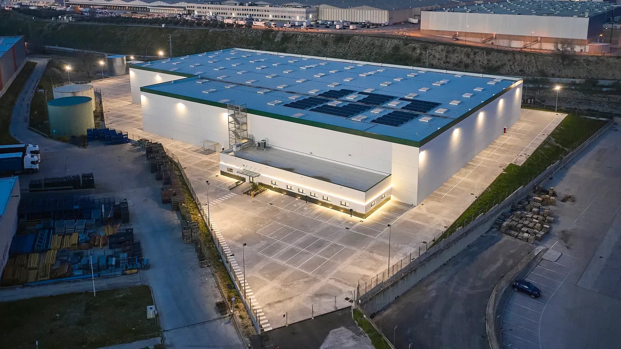 Prologis entrega a Arkopharma una nave logística de 8.200 m² con sistema de temperatura controlada