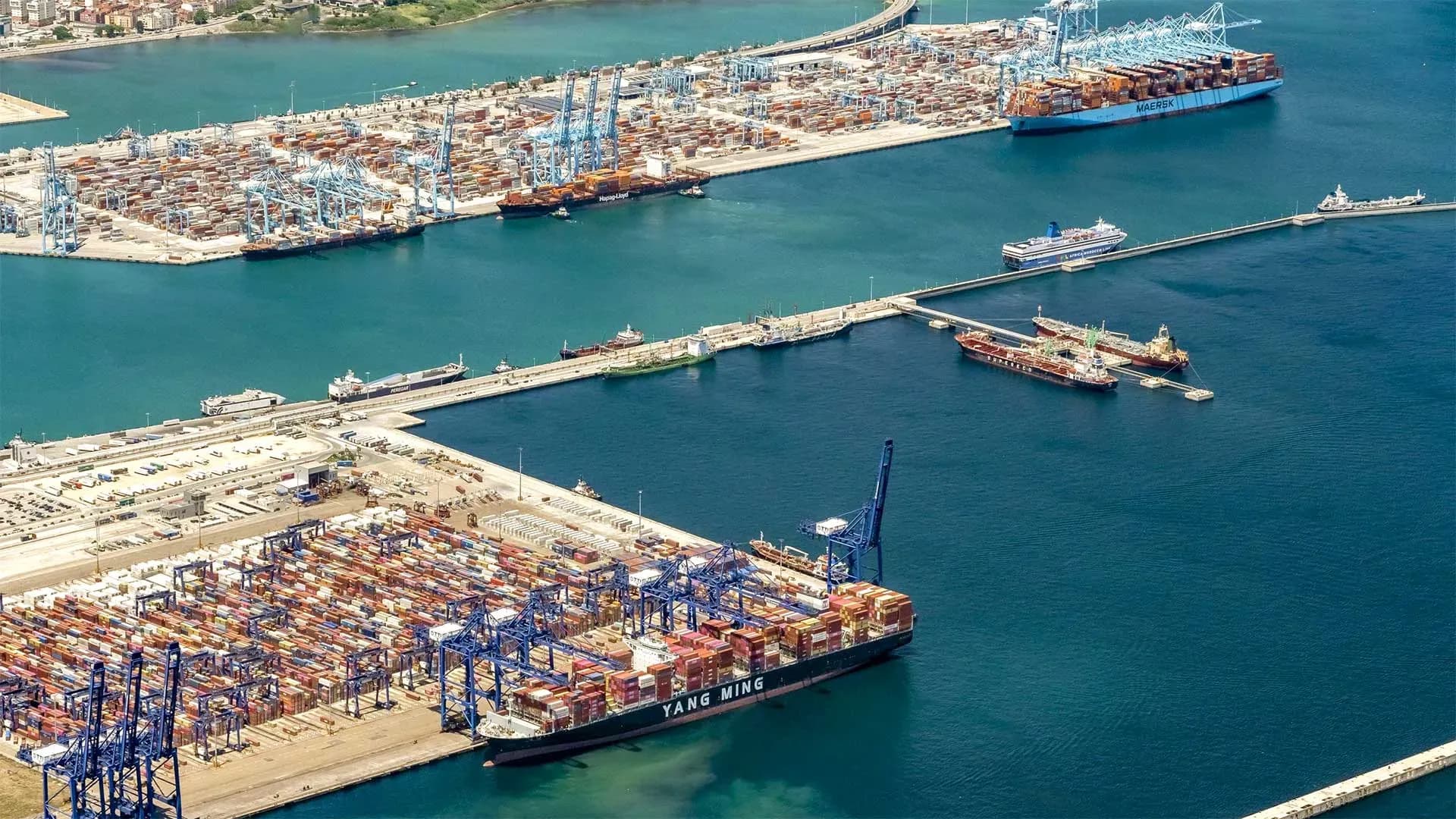 El Puerto de Algeciras mueve 42,6 millones de toneladas hasta mayo con un descenso del 5,7%
