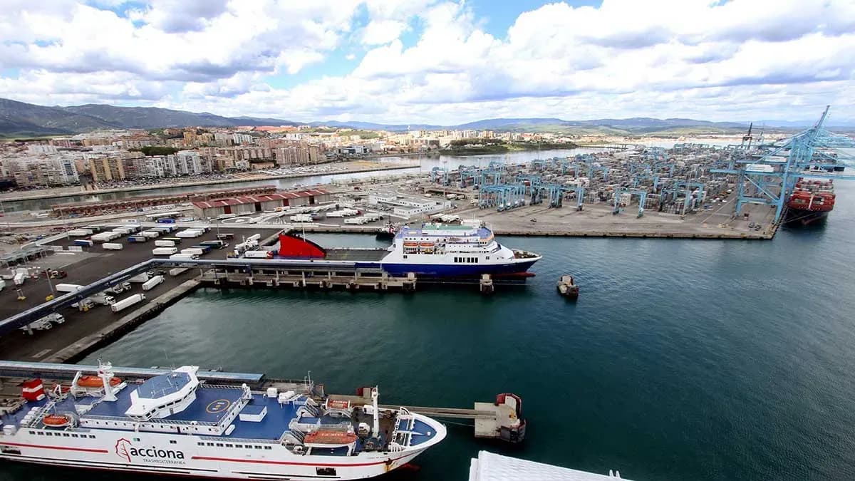 Los puertos europeos identifican la falta de espacio, las autorizaciones y la red eléctrica como principales barreras para aplicar el Clean Industrial Deal