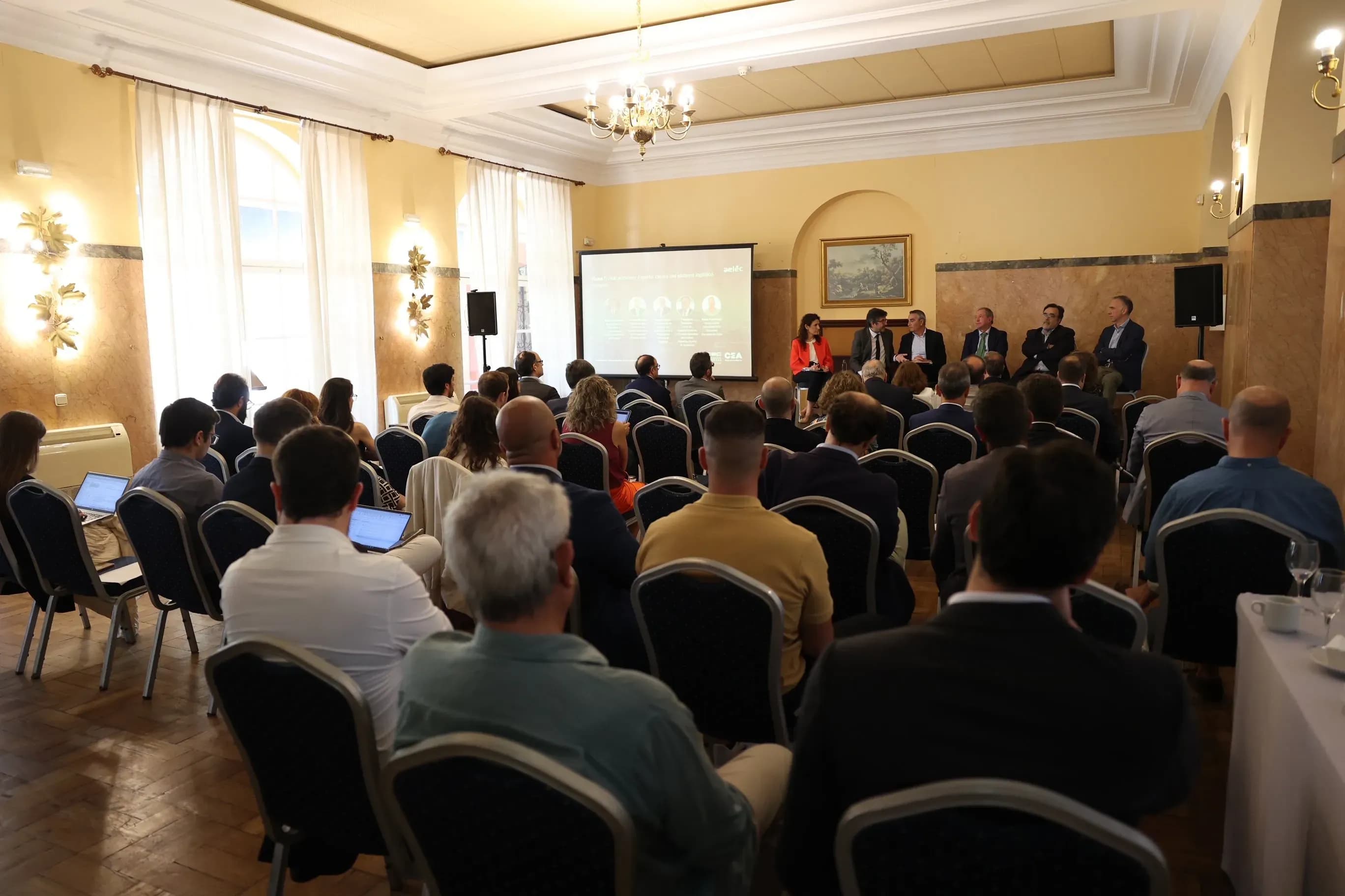 Algeciras se posiciona como enclave estratégico en la transición energética del sistema portuario español