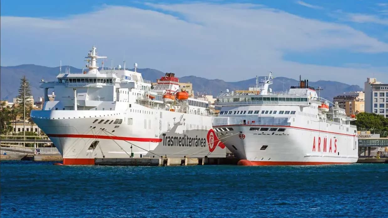 Armas Trasmediterránea programa más de dos millones de plazas para la Operación Paso del Estrecho 2025