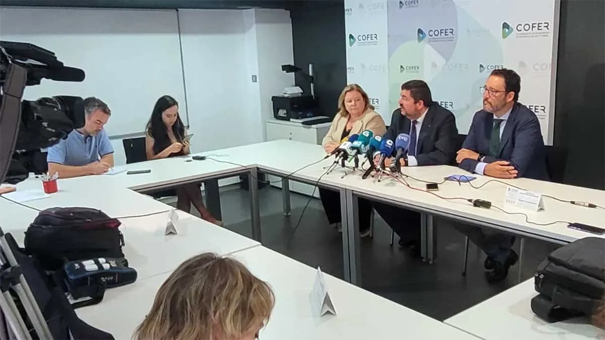 Ferrol, Cádiz y Cartagena refuerzan la cooperación empresarial ante el aumento de la inversión en defensa