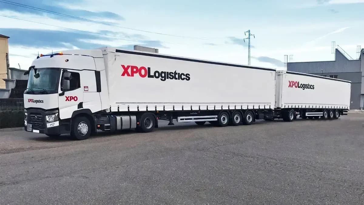 XPO Logistics amplía su flota de dúo-remolques y megacamiones
