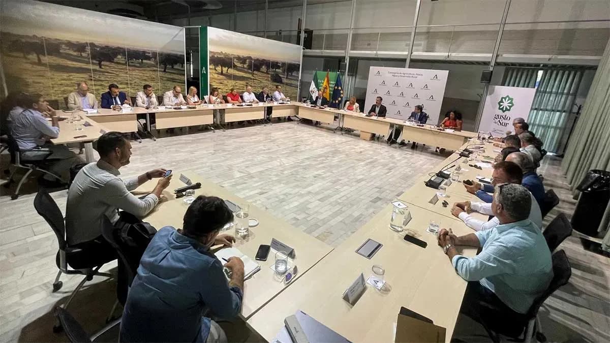 Andalucía apuesta por el perfil internacional de Carlos Aldereguía para representar al sector pesquero andaluz ante la UE