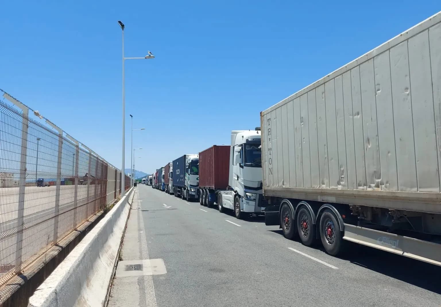 Los transportistas de la ATCBA no darán servicio a la terminal de TTIA durante tres días