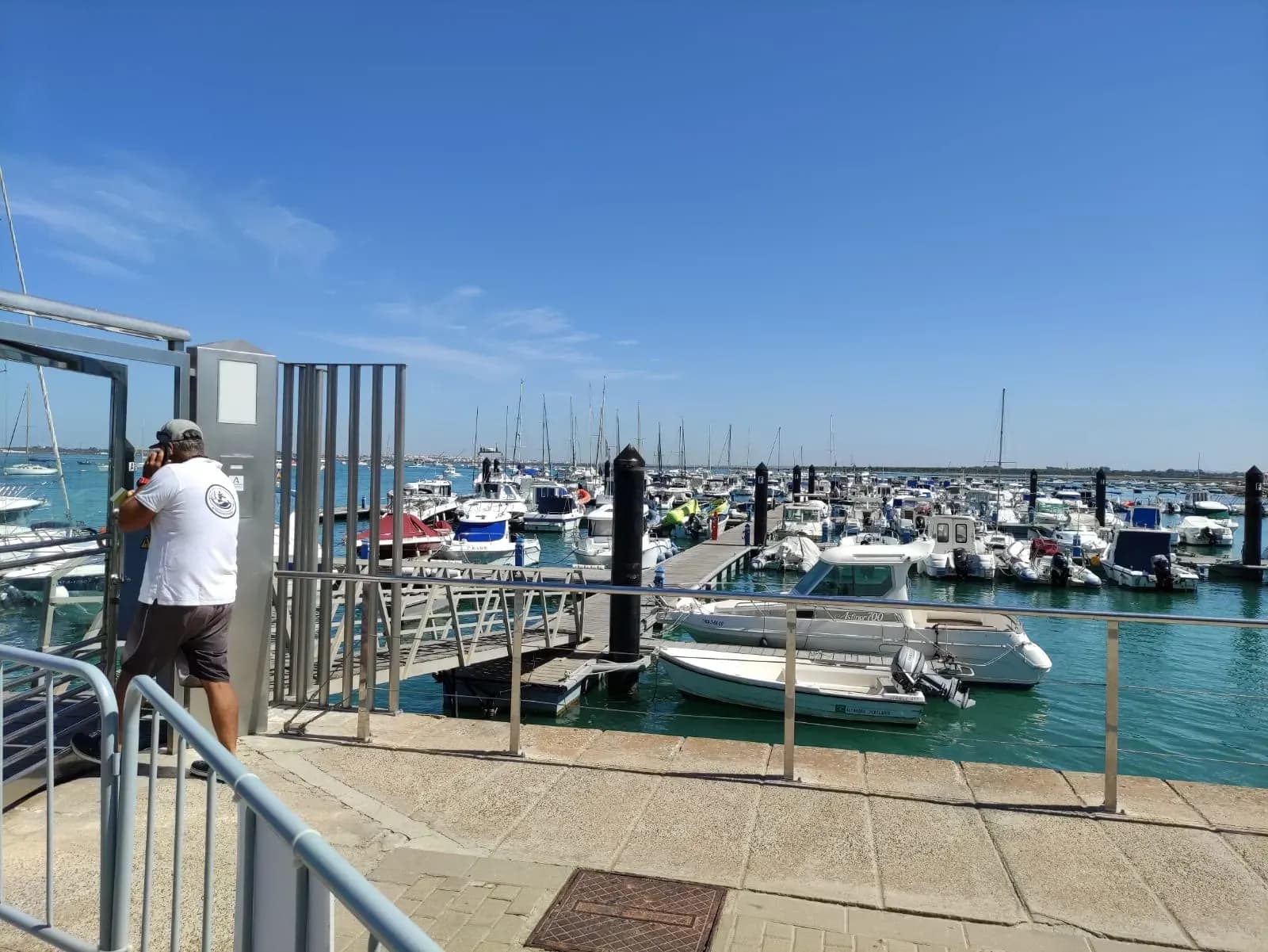 La Junta de Andalucía ha licitado el dragado del canal de acceso al puerto de Sancti Petri