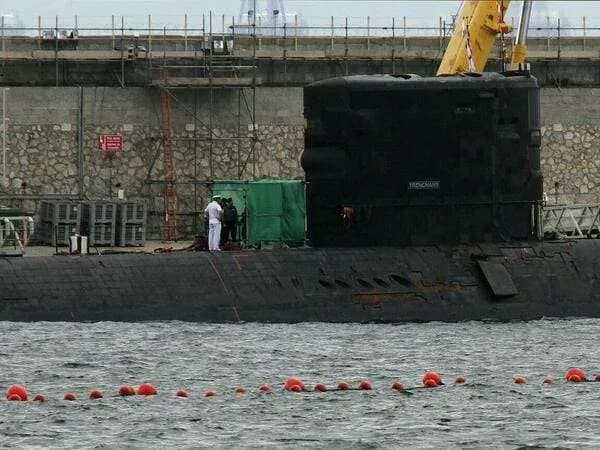 Verdemar-Ecologistas en Acción denuncia el atraque de un submarino nuclear británico en Gibraltar