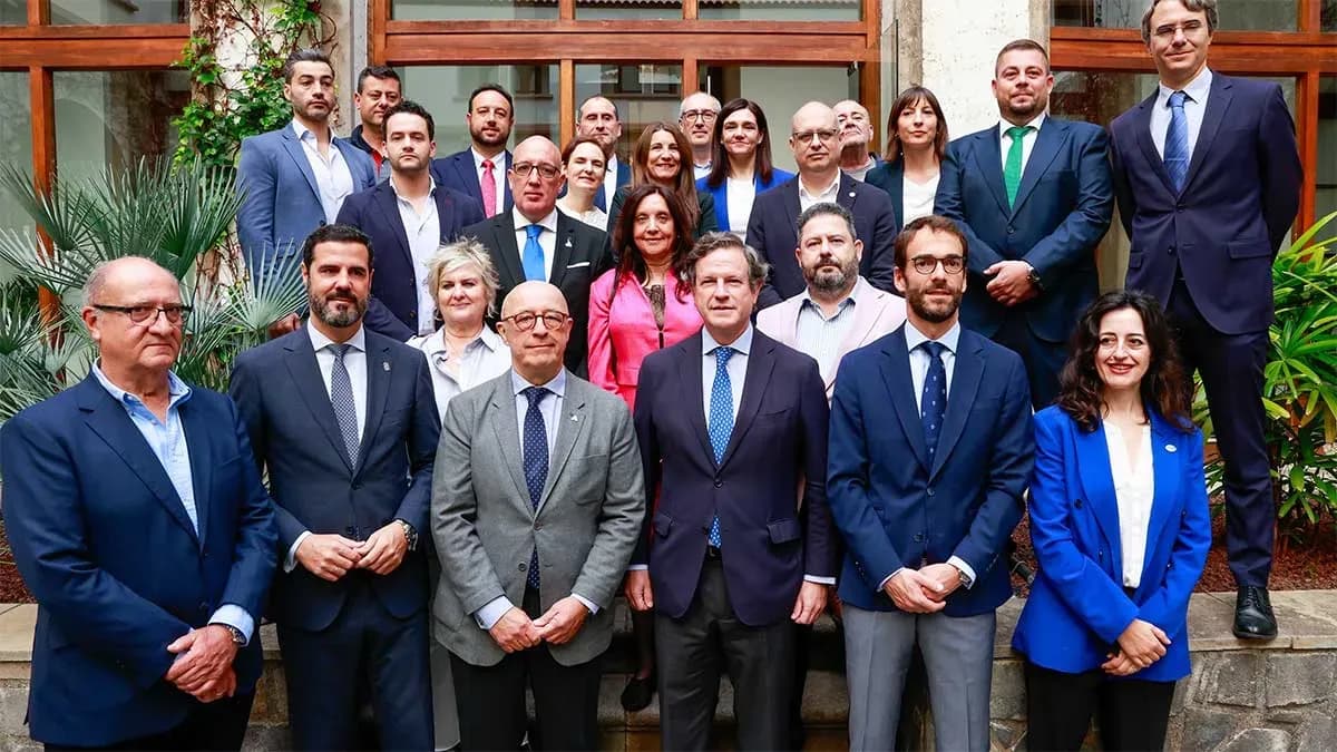 Canarias impulsa la primera Estrategia Española de Economía Azul con la firma del Manifiesto Mencey