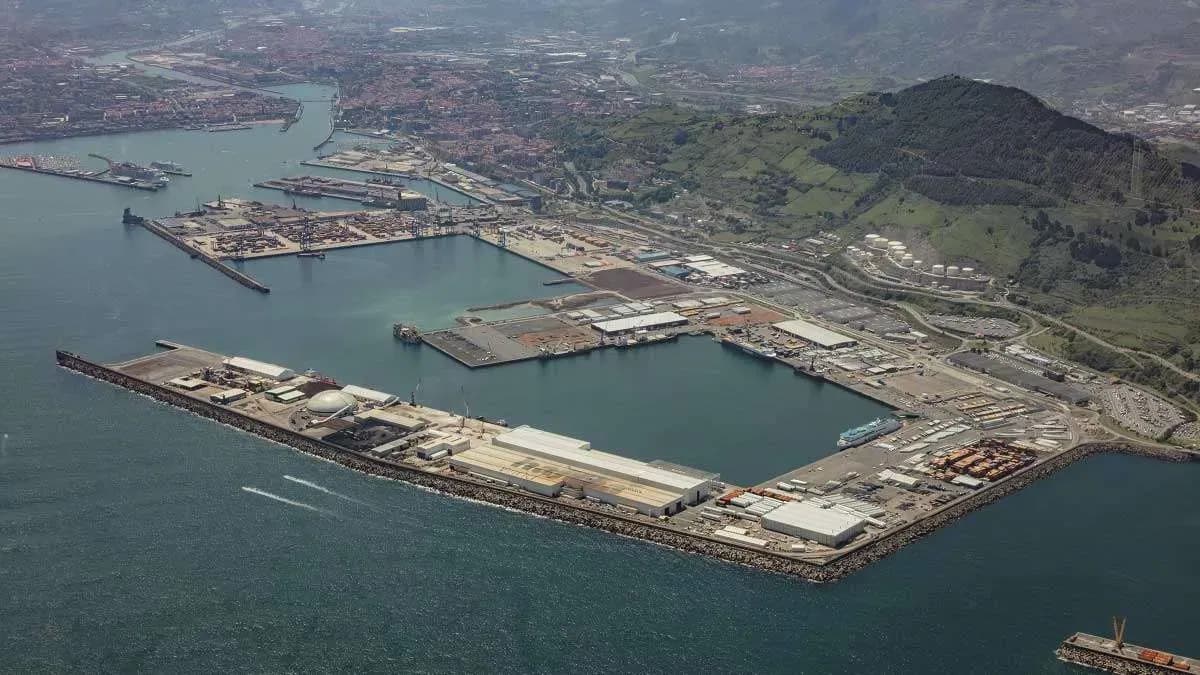 El Puerto de Bilbao adjudica por 50,1 millones la segunda fase de su electrificación