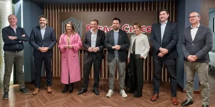 Petaca Chico refuerza su producción en la Zona Franca con nuevas inversiones tecnológicas y sostenibles