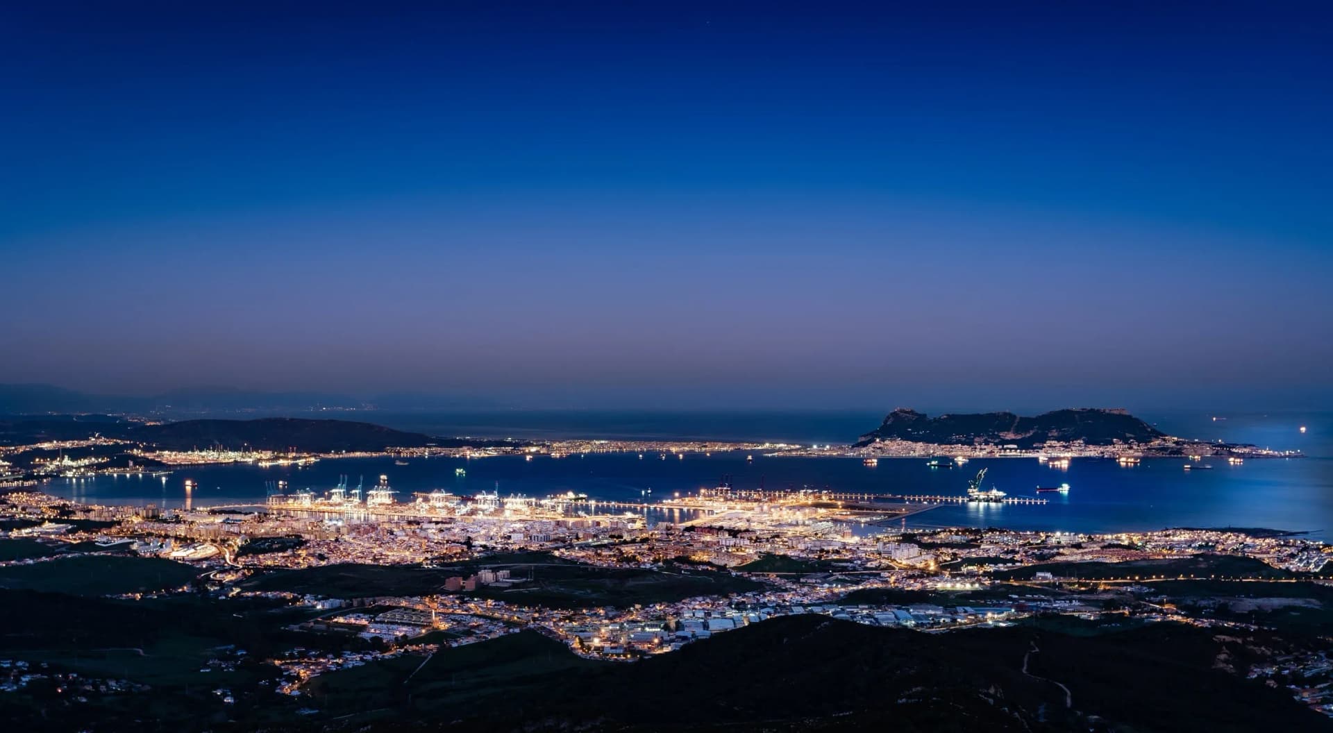 El Puerto de Algeciras aumentará la seguridad y eficiencia de las operaciones portuarias gracias a un Sistema Avanzado de Predicción