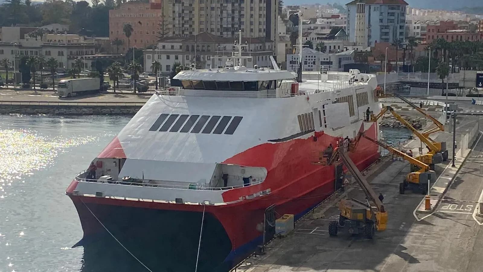 Cambio de imagen en la flota de FRS