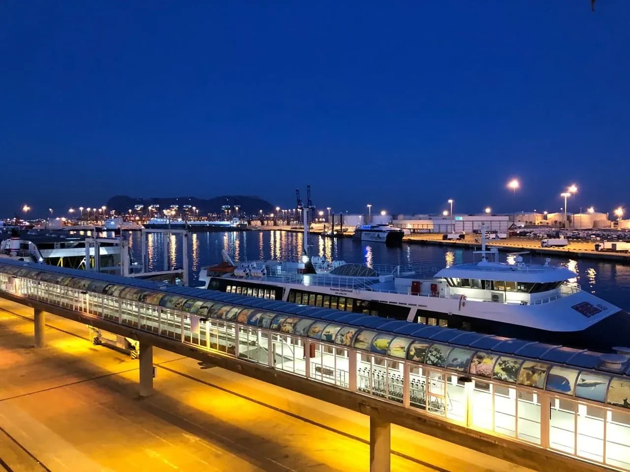 Algeciras, un puerto de héroes