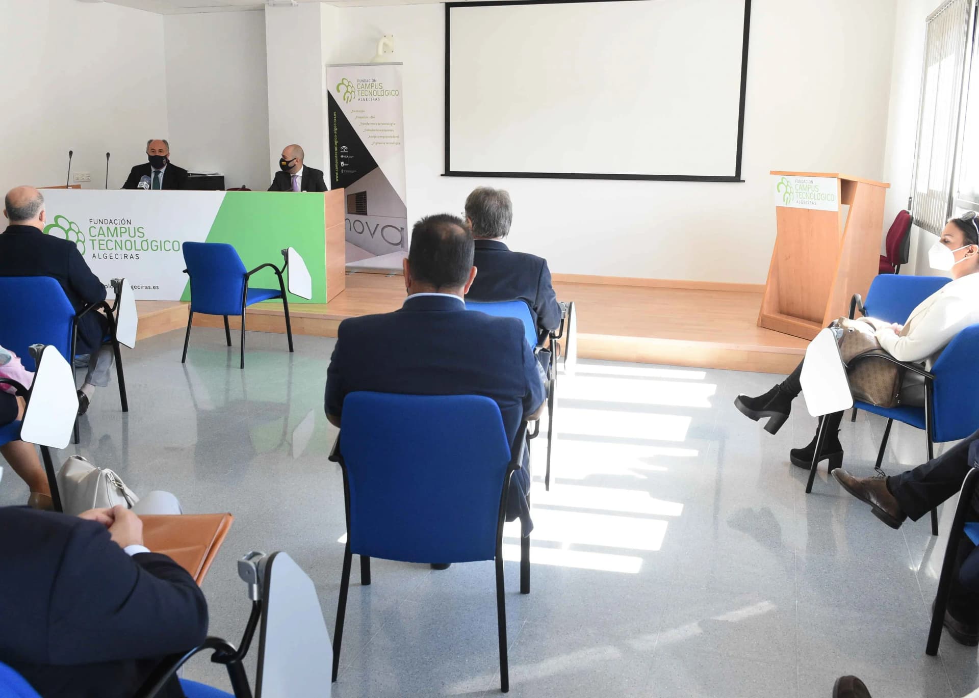 Constituida la Comisión de Logística y Transporte de la CEC