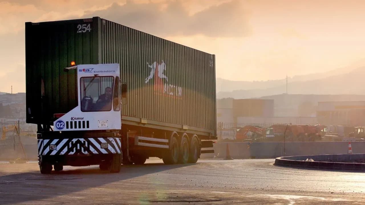 La APBA busca un responsable para la estación marítima y otro en transporte intermodal, tráfico pesado y ferrocarriles