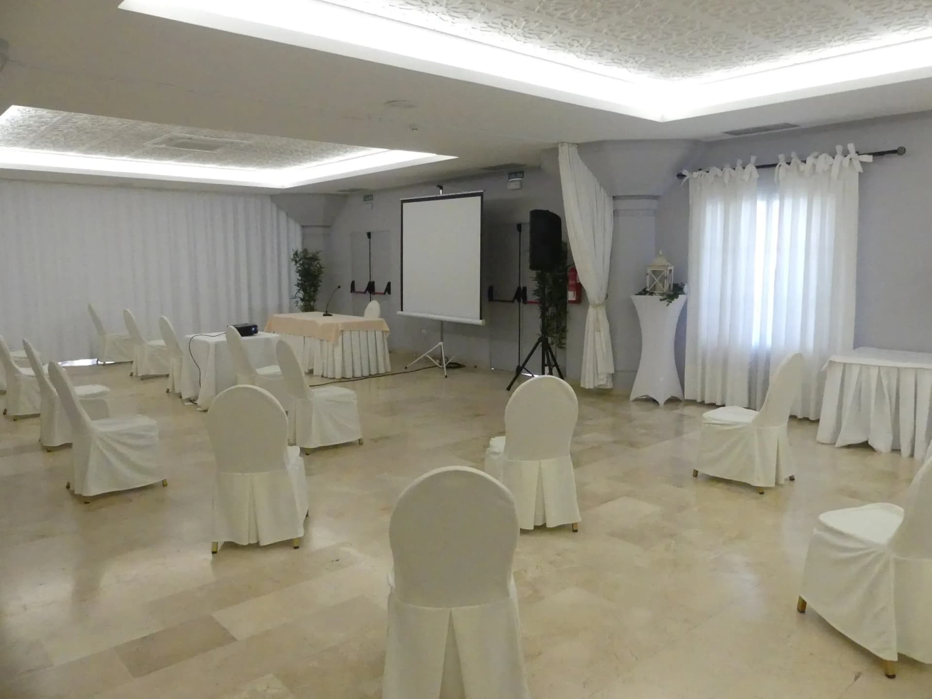 Hotel Alborán: garantía de higiene y seguridad en celebraciones y eventos