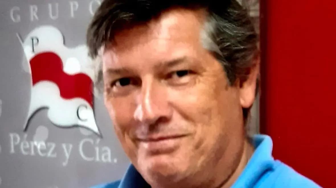 Tejedor, de nuevo, de vuelta a casa