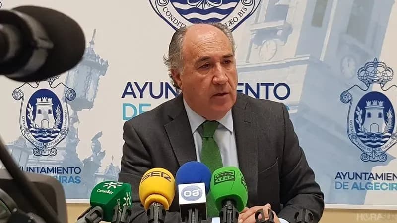 El alcalde de Algeciras aboga por mantener los preparativos de la OPE