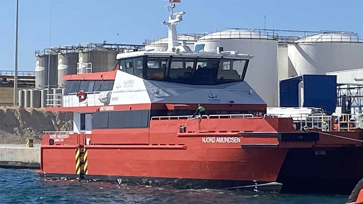 El Puerto de Motril recibe la escala técnica del remolcador «Njord Amundsen»