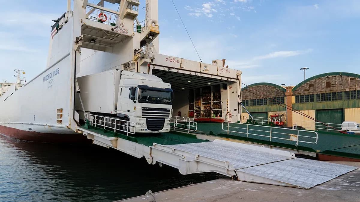 La Red Europea de Transporte Marítimo de Corta Distancia alerta del retroceso del sector en España por el impacto de las normativas medioambientales
