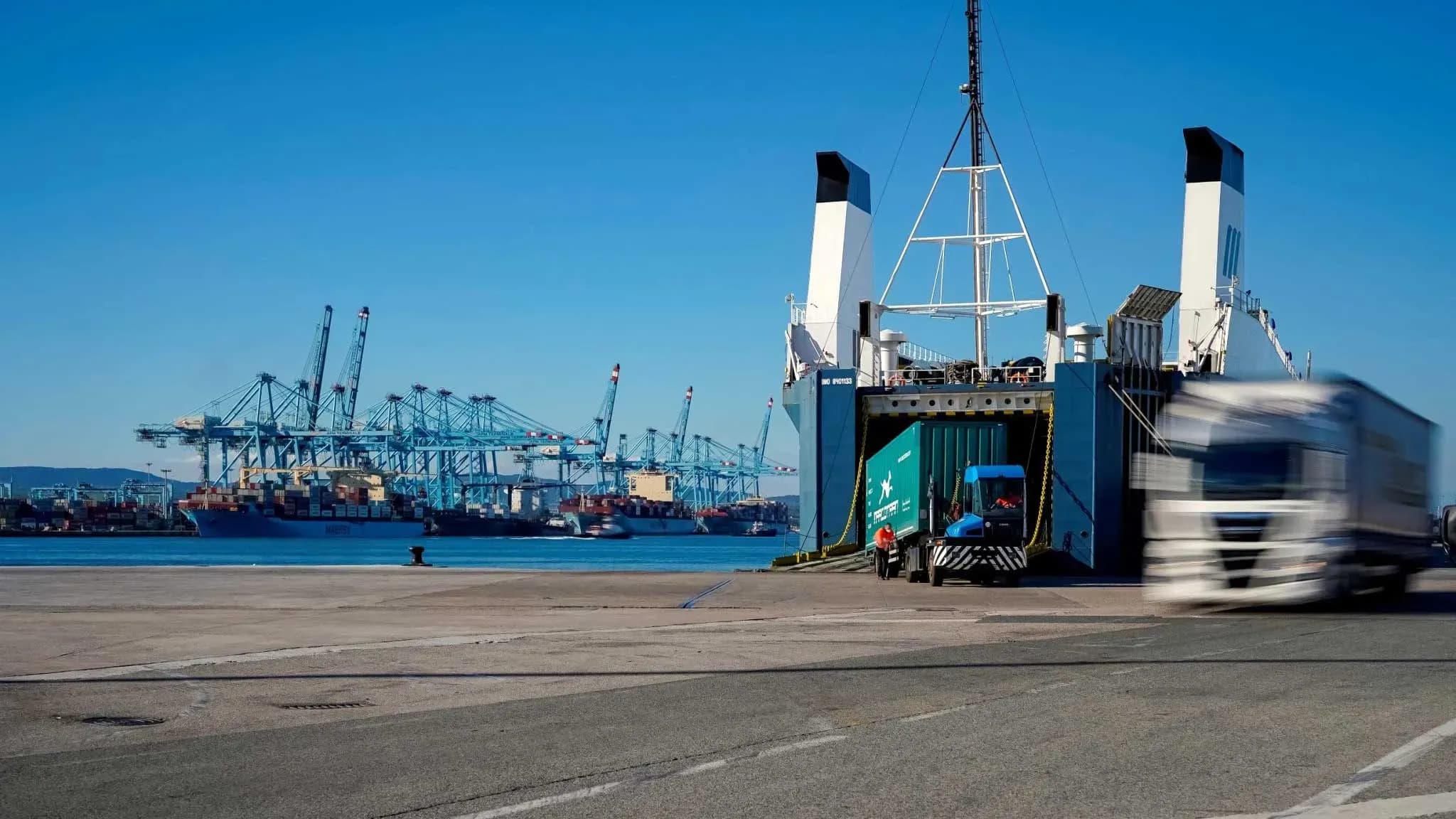 Abierto el plazo para solicitar las compensaciones al transporte marítimo y aéreo de mercancías con origen o destino en Ceuta realizados en 2025
