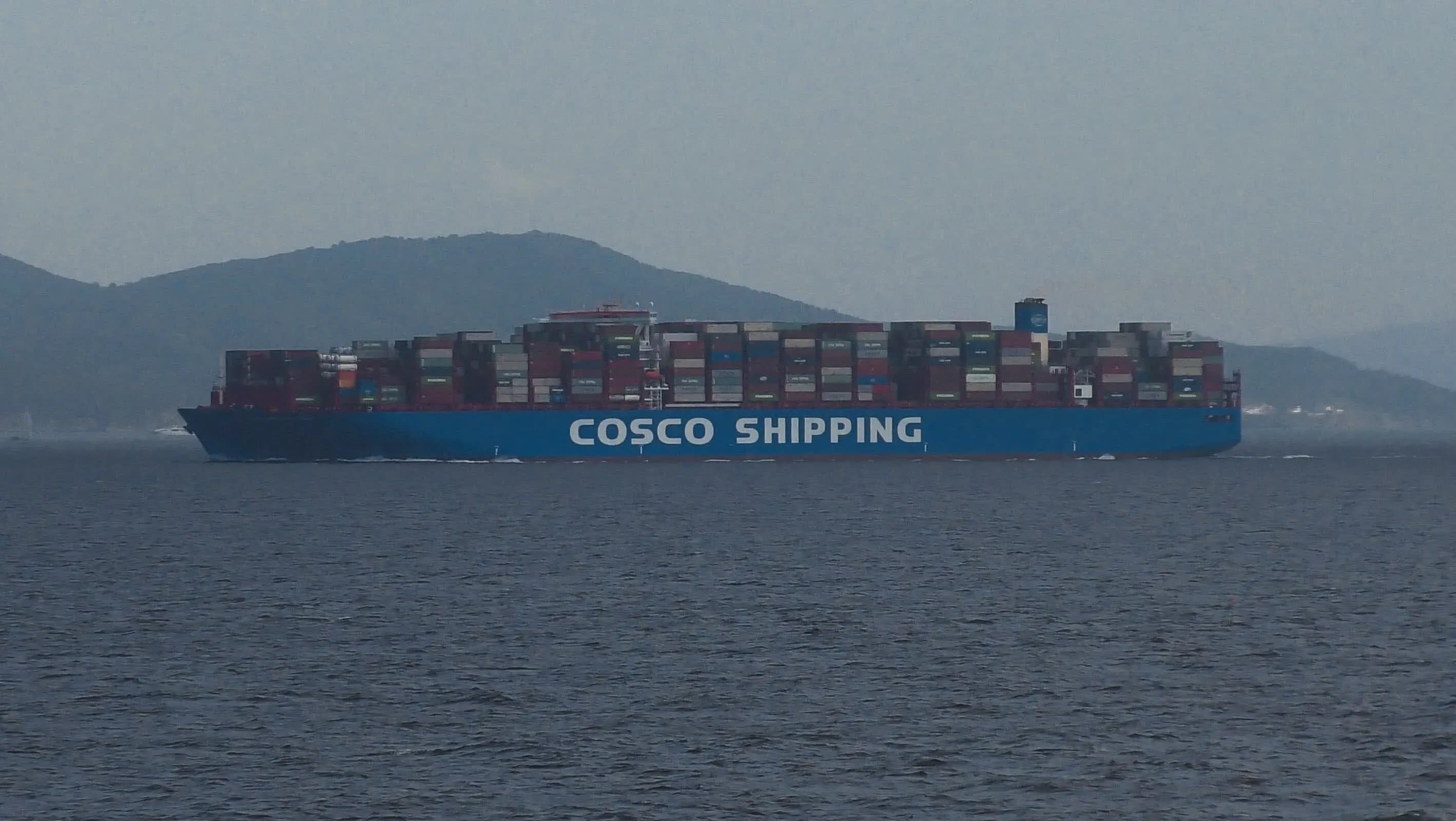 Cosco reabre reservas al Golfo mientras persisten las restricciones en Ormuz
