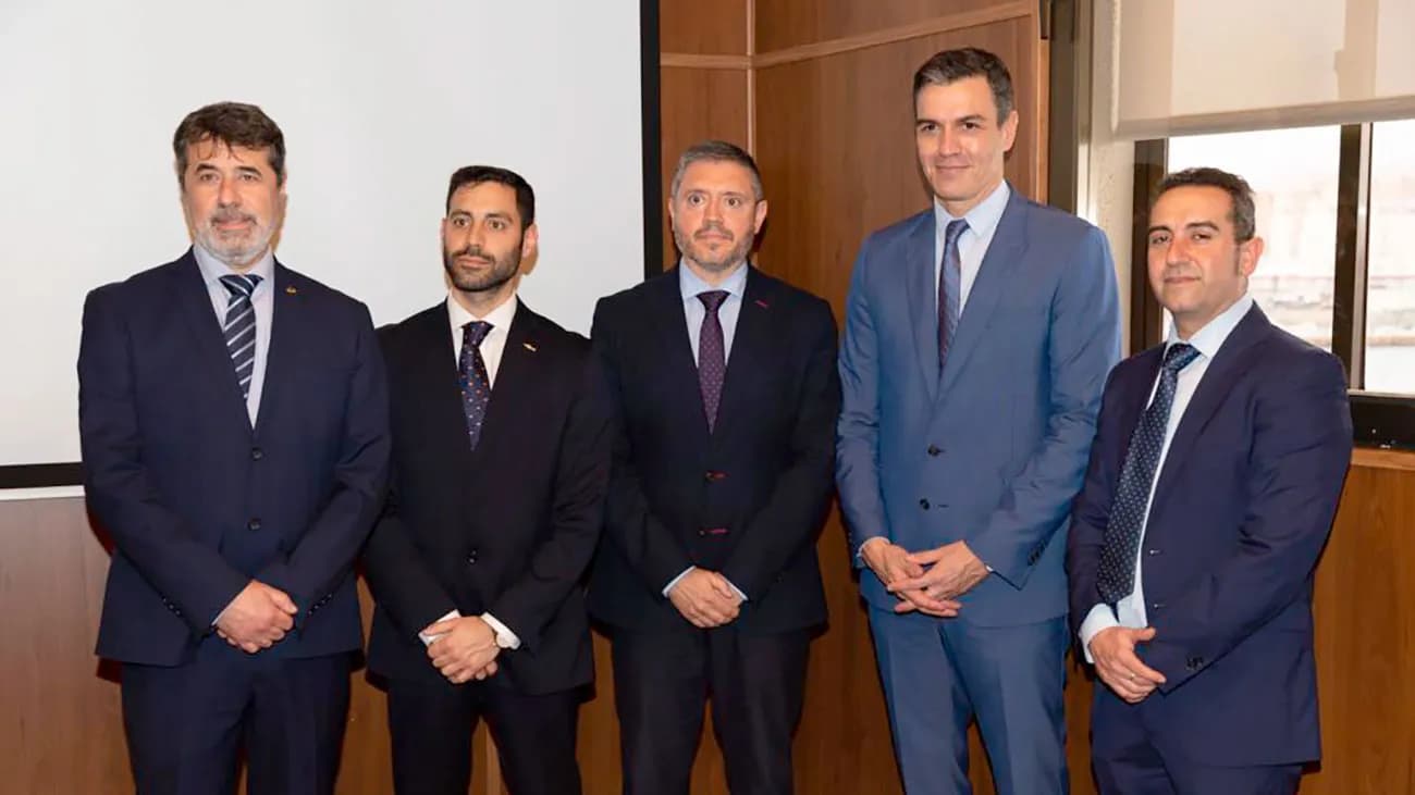 El presidente del Gobierno se interesa por la construcción de la nueva estación marítima del Puerto de Ceuta
