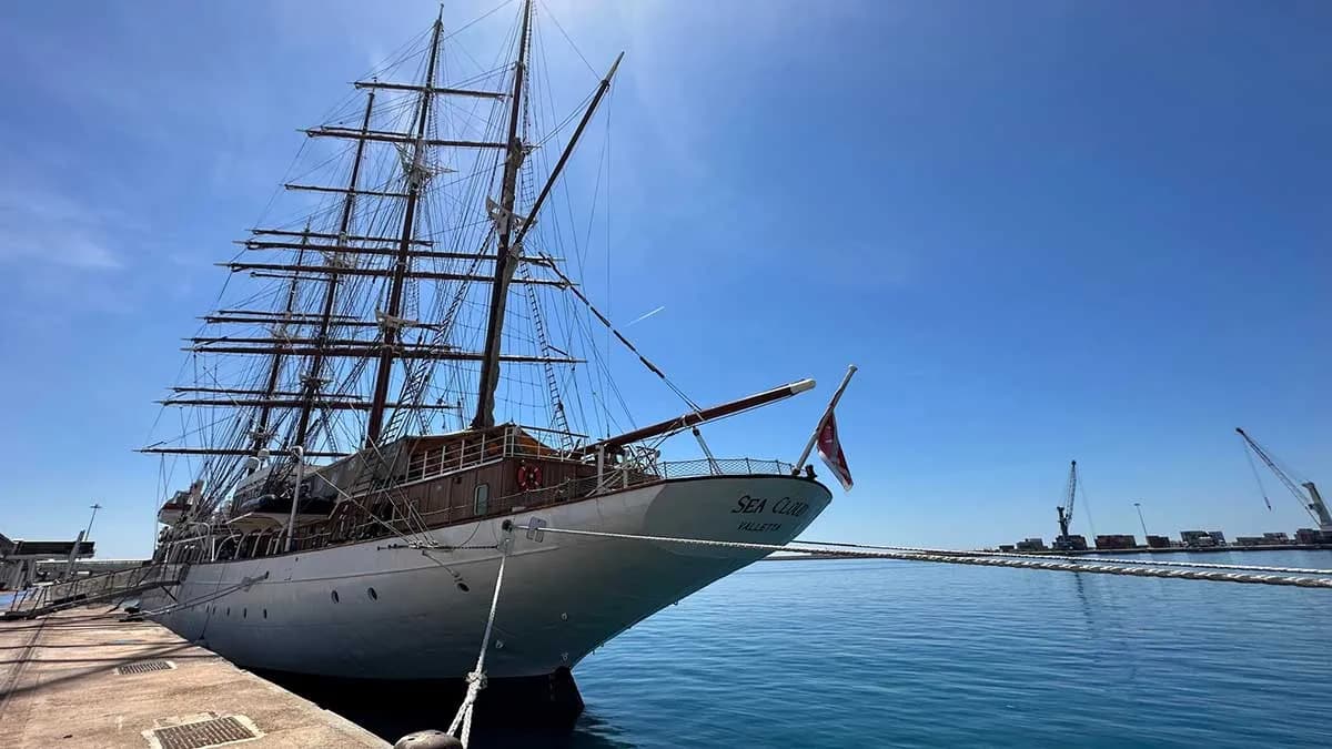 El emblemático velero “Sea Cloud” hace su primera escala en el Puerto de Almería