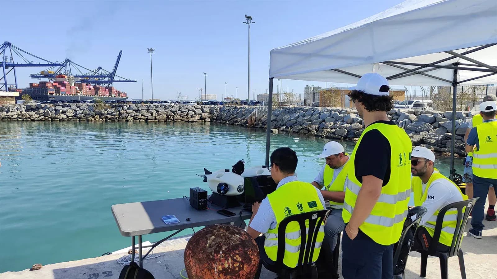 El Puerto de Valencia valida en entorno real los sistemas de detección submarina del proyecto europeo SMAUG