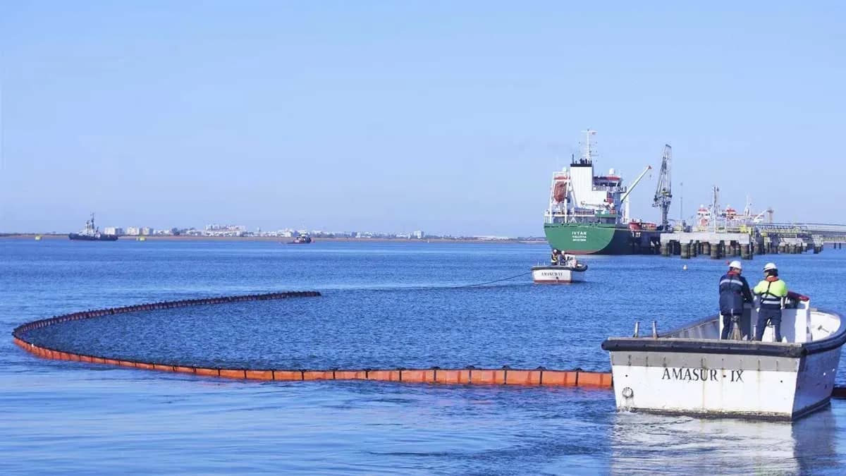 El puerto de Huelva acogerá este martes un ejercicio de lucha contra la contaminación marina