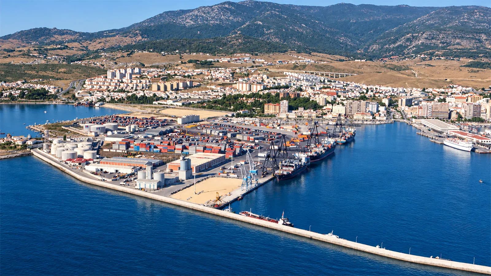 El Puerto de Algeciras cumple 50 años desde la inauguración de su primera terminal de contenedores