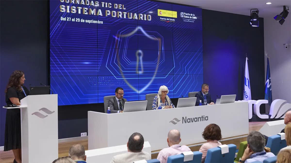 Expertos en tecnología y Autoridades Portuarias se reúnen en Cádiz para abordar la innovación en el sistema portuario