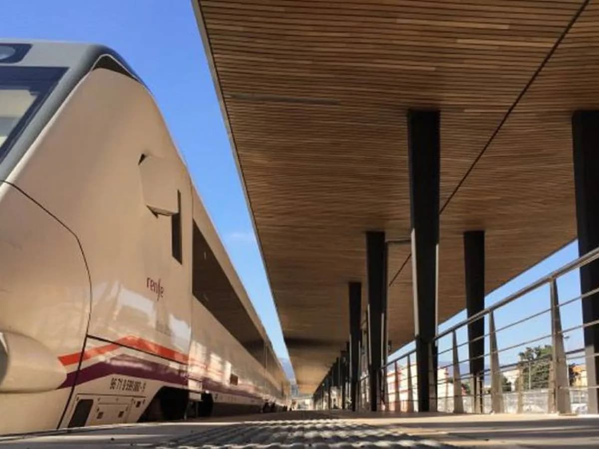 Renfe puede dejar al Campo de Gibraltar sin tren directo durante el verano