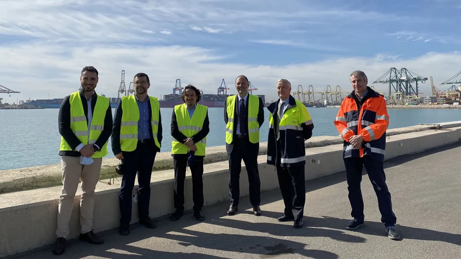 Valencia se convierte en el primer puerto europeo en el desarrollo de tecnologías del hidrógeno