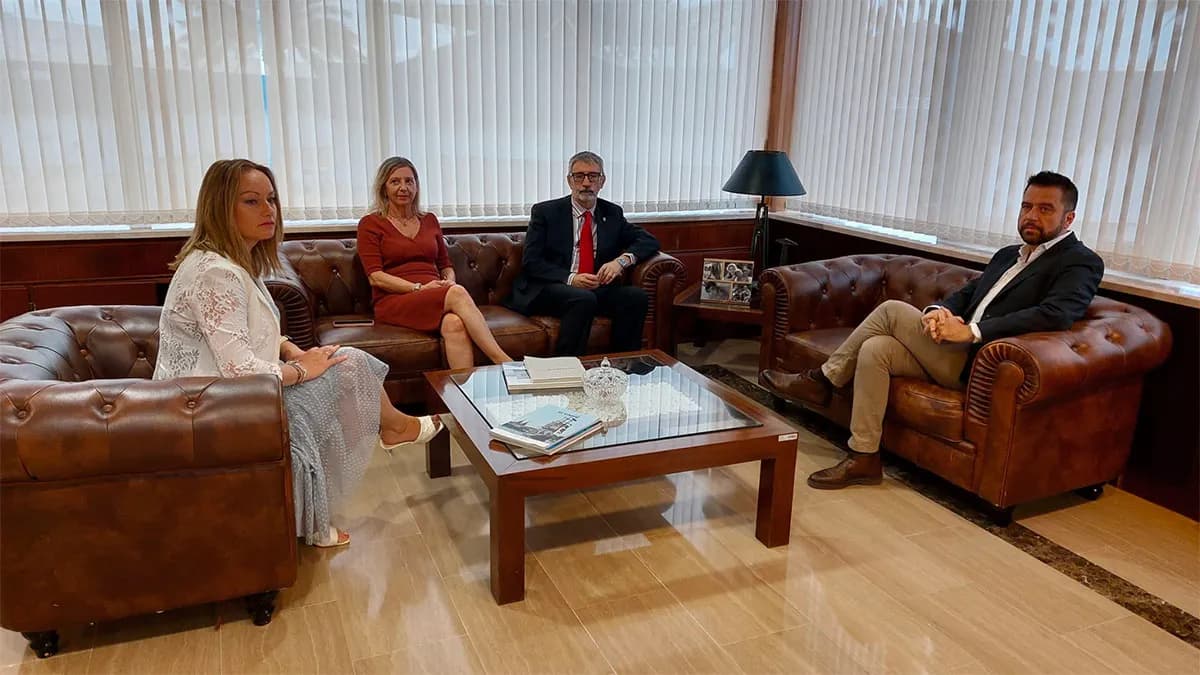 Zona Franca de Cádiz y UCA se alían en materia de Economía Azul