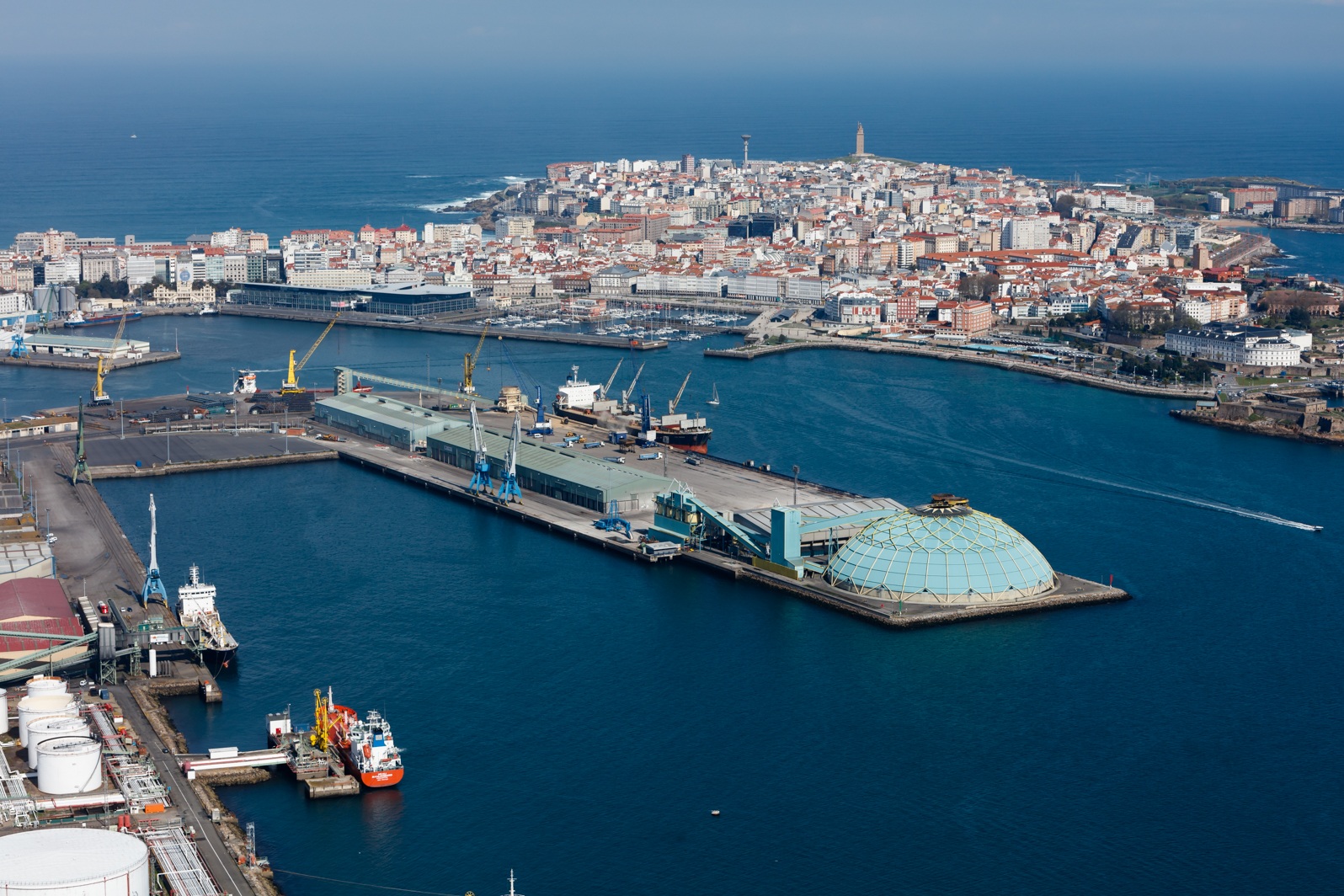 Sollozos col china Misericordioso El Puerto de La Coruña recibe los primeros Fondos Next Generation