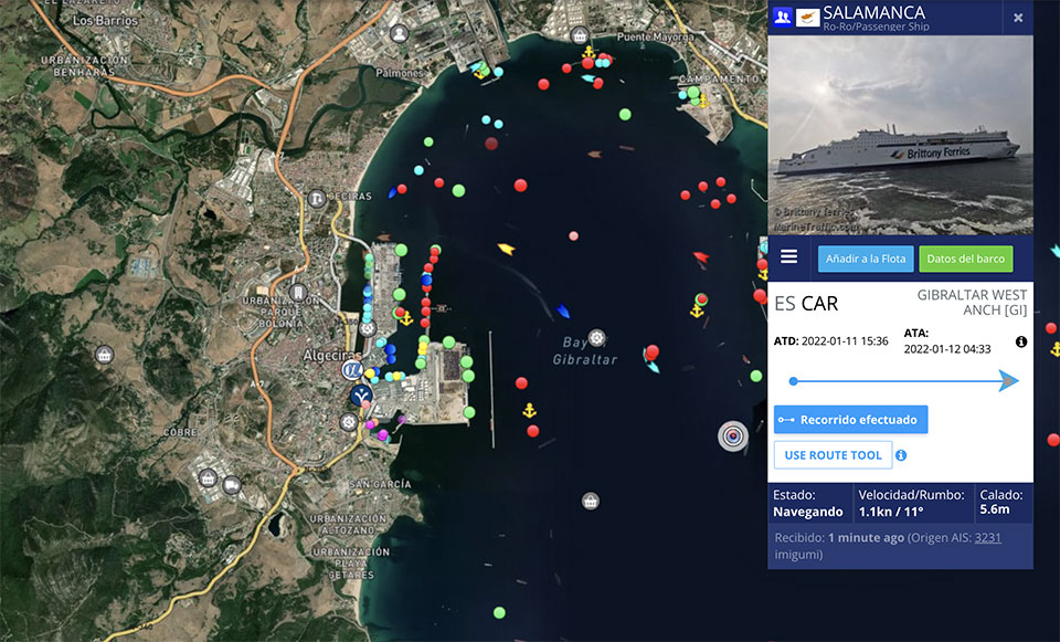 El buque 'Salamanca' hace escala en el puerto de Cartagena para abastecerse de GNL